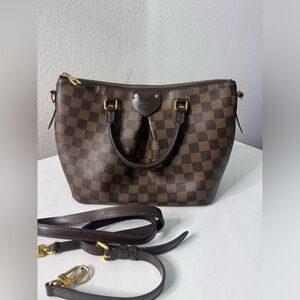 Louis Vuitton sienna bag